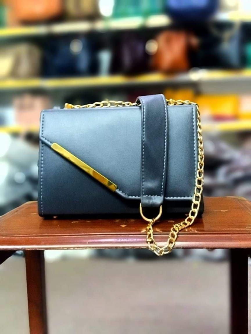 Exclusive Handbags for Girls – Style, Elegance & Functionality Combined!